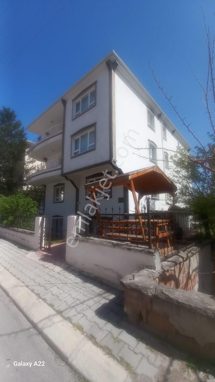 Şehıtlık Mah. Kiralık 4+1 - Görsel 3