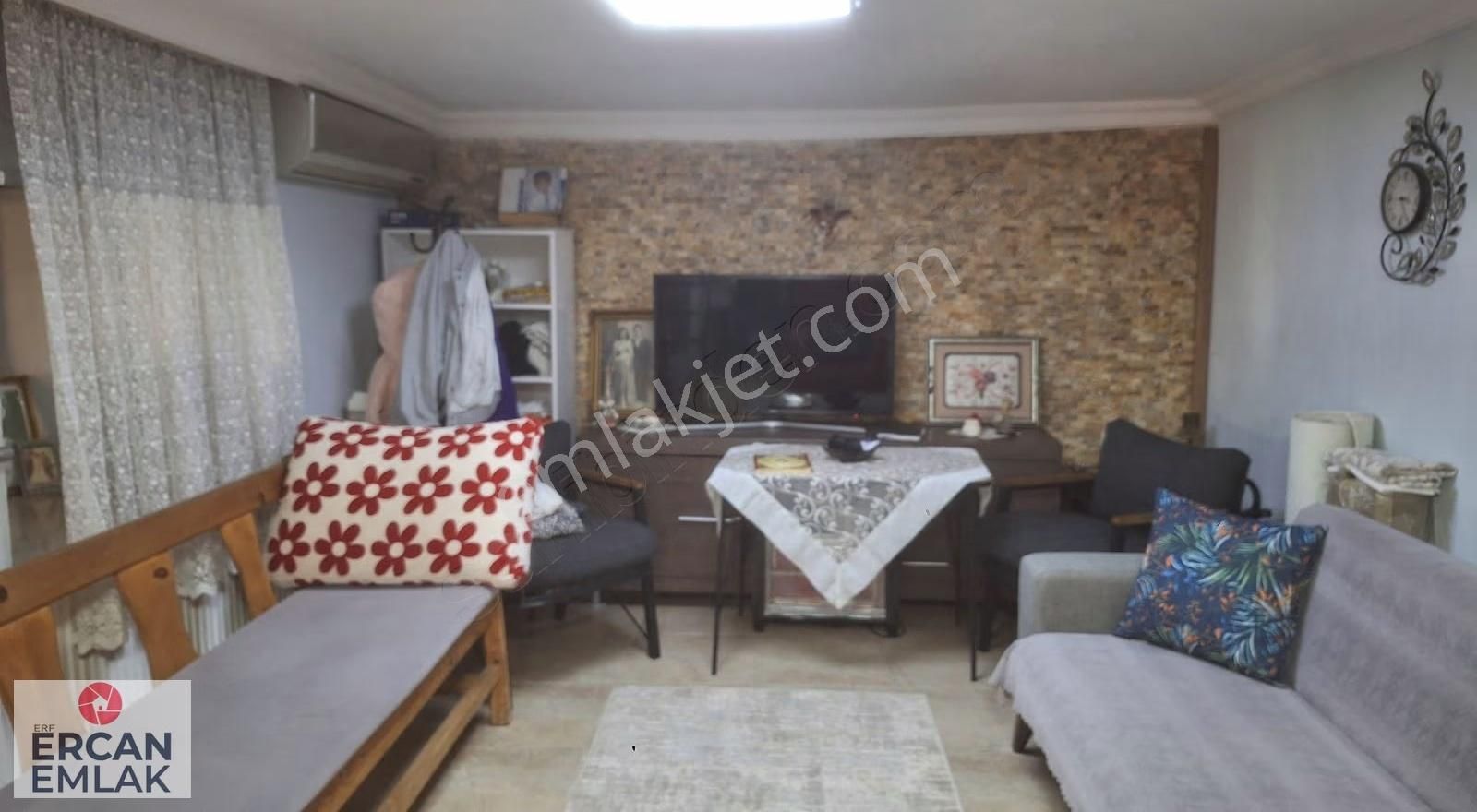 Ahmet Beyli'de Satılık Tadilatlı Antik Köy Evi Ve Çiflik - Görsel 19