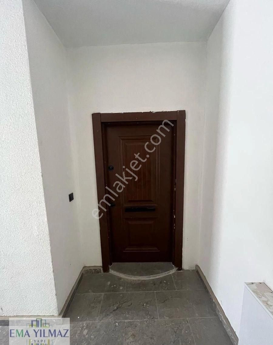 Gömeç Merkezde Krediye Hazır Türk Ev 16 Kullanışlı 2+1 Daire - Görsel 24