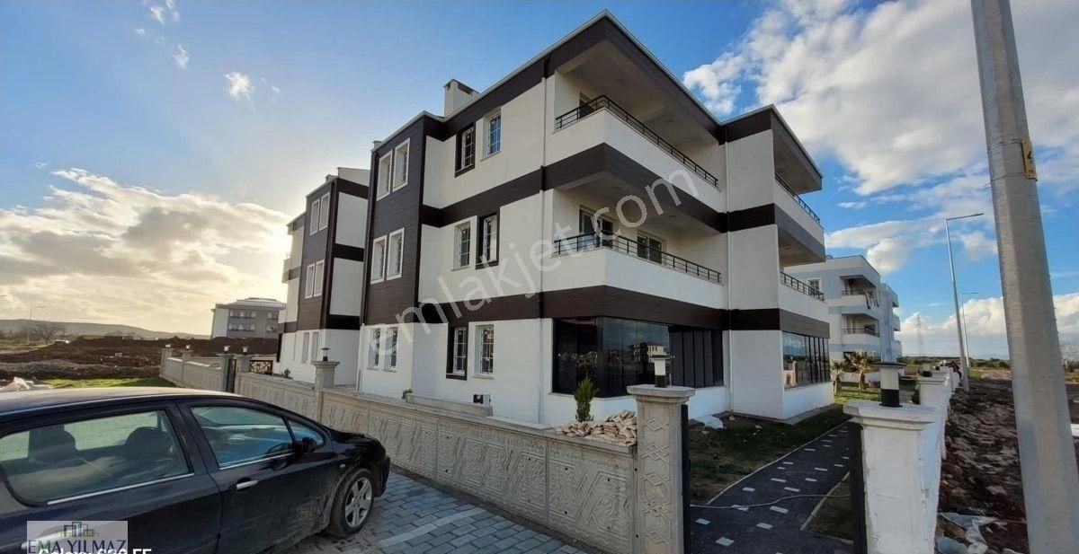 Kombi,klima,iskanlı Gömeç Bostan Sitesi Cam Balkonlu 77 M2 1+1 - Görsel 5