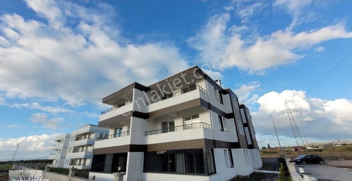 Kombi,klima,iskanlı Gömeç Bostan Sitesi Cam Balkonlu 77 M2 1+1 - Görsel 2