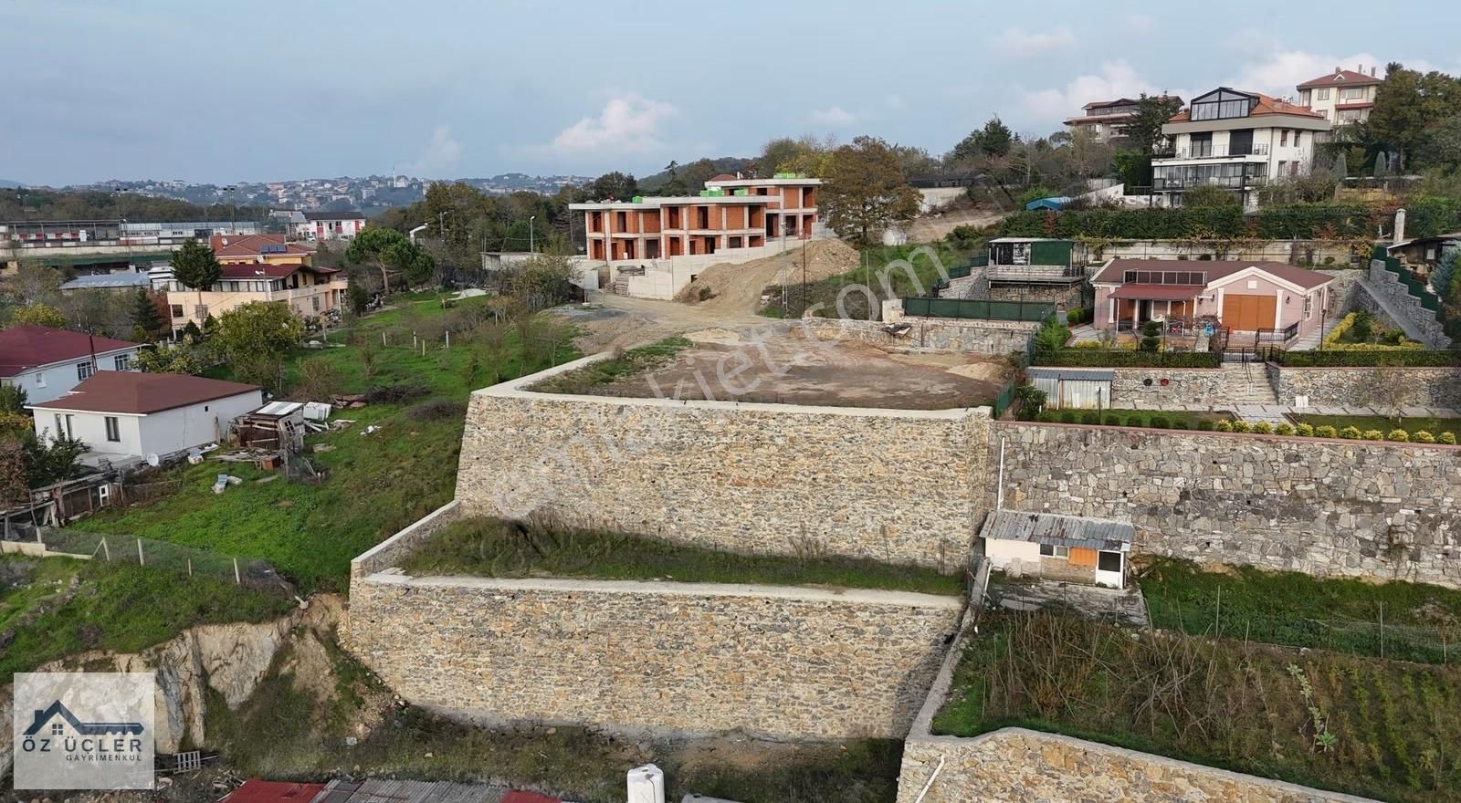 Çiftlik Mahallesinde Satılık Arsa