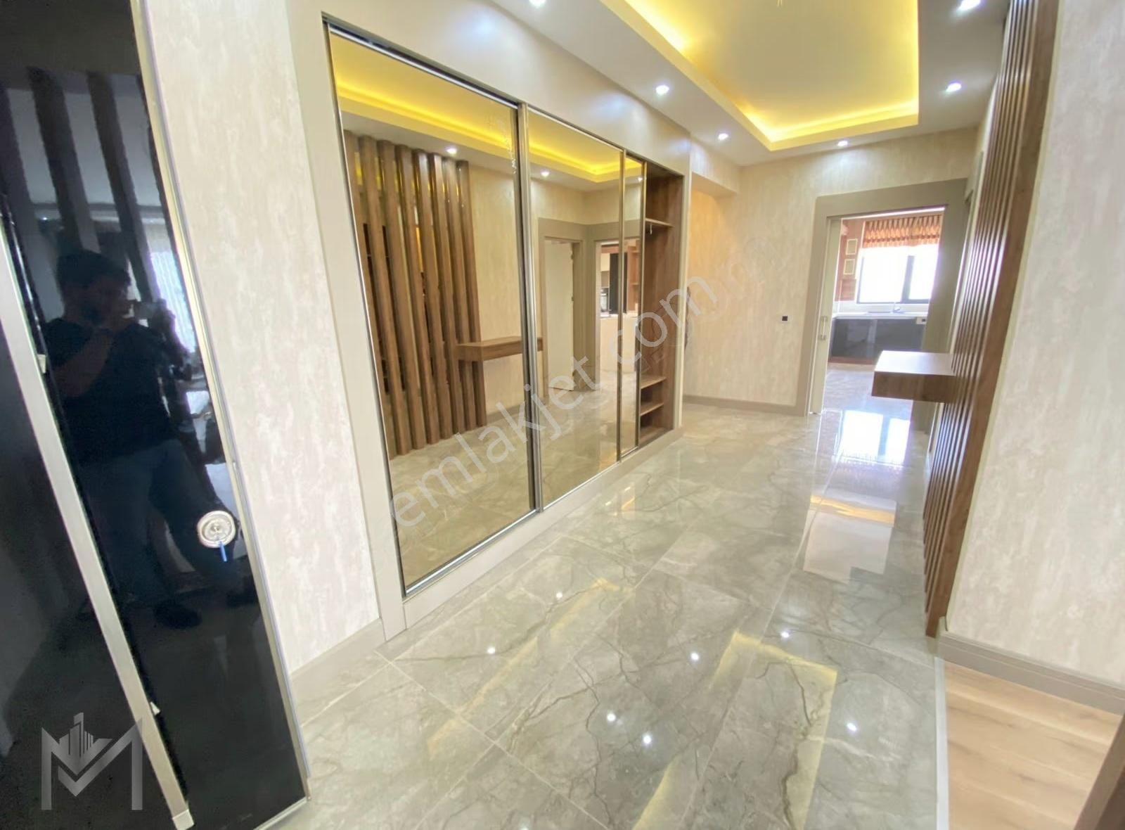 Skylıne Tower'da 4,5+1 5. Kat 205m² Net Satılık Lüks Daire!!! - Görsel 30