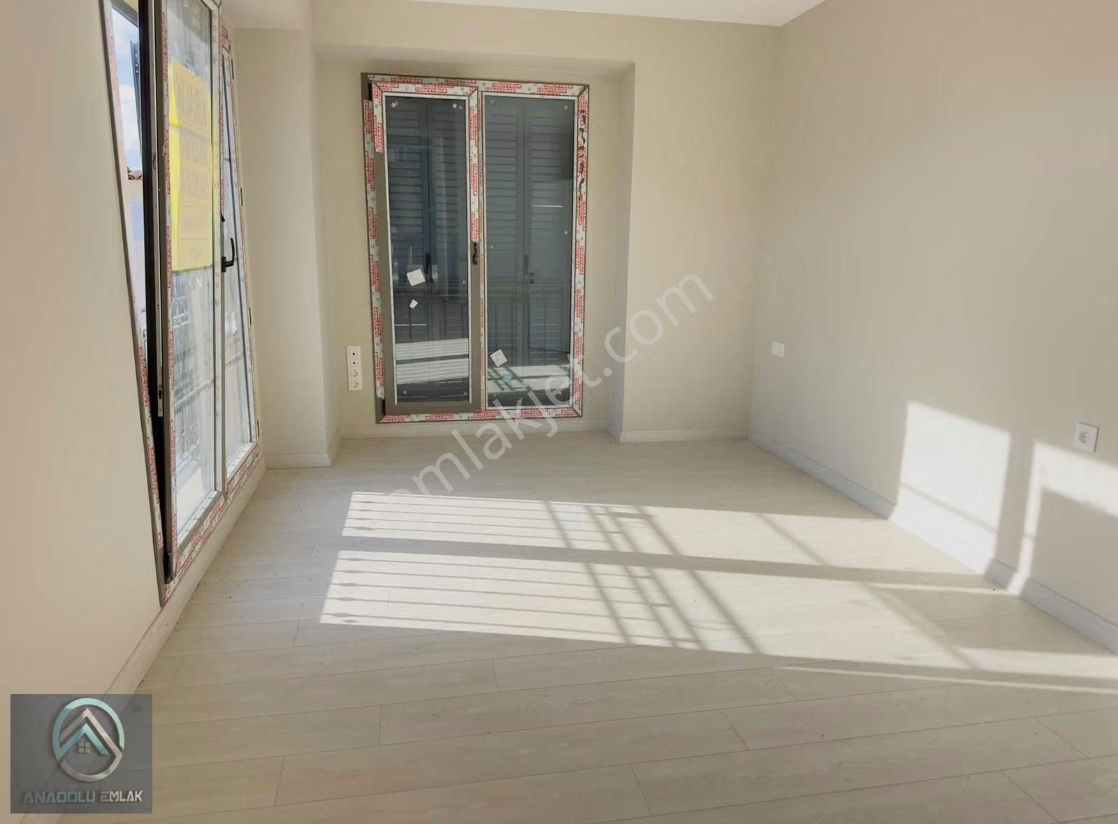 Çanakkale Çınarlıköyü Zeytinliköy Sitesinde 3+1 Kiralık Villa - Görsel 19