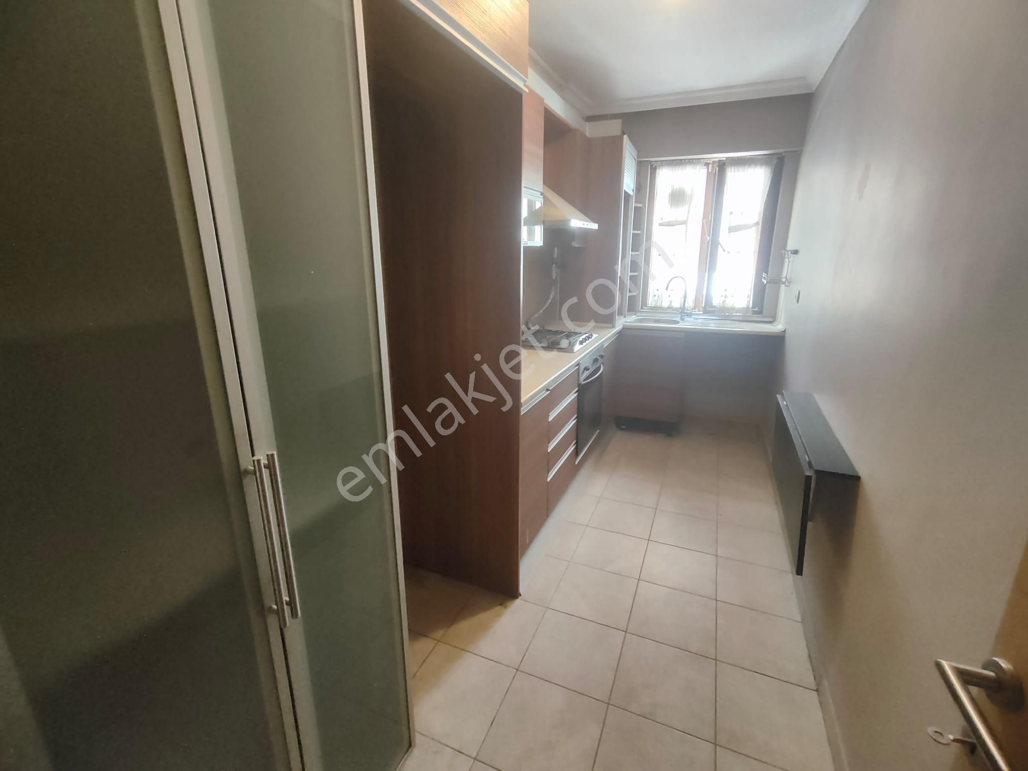 Emlak Dünyasından Yalı'da Sahilde Ara Kat 3+2 Dubleks - Görsel 6