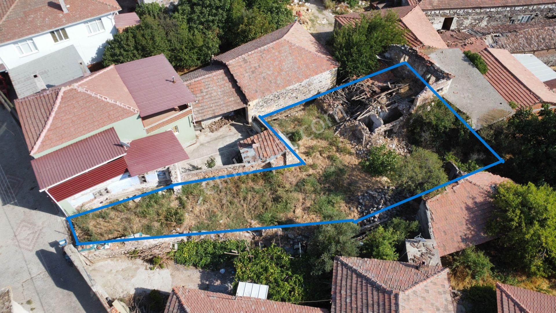 Ezine Bahçeli Köyünde İmarlı 226 M2 Arsa Han Emlak Otomotiv'den - Görsel 4