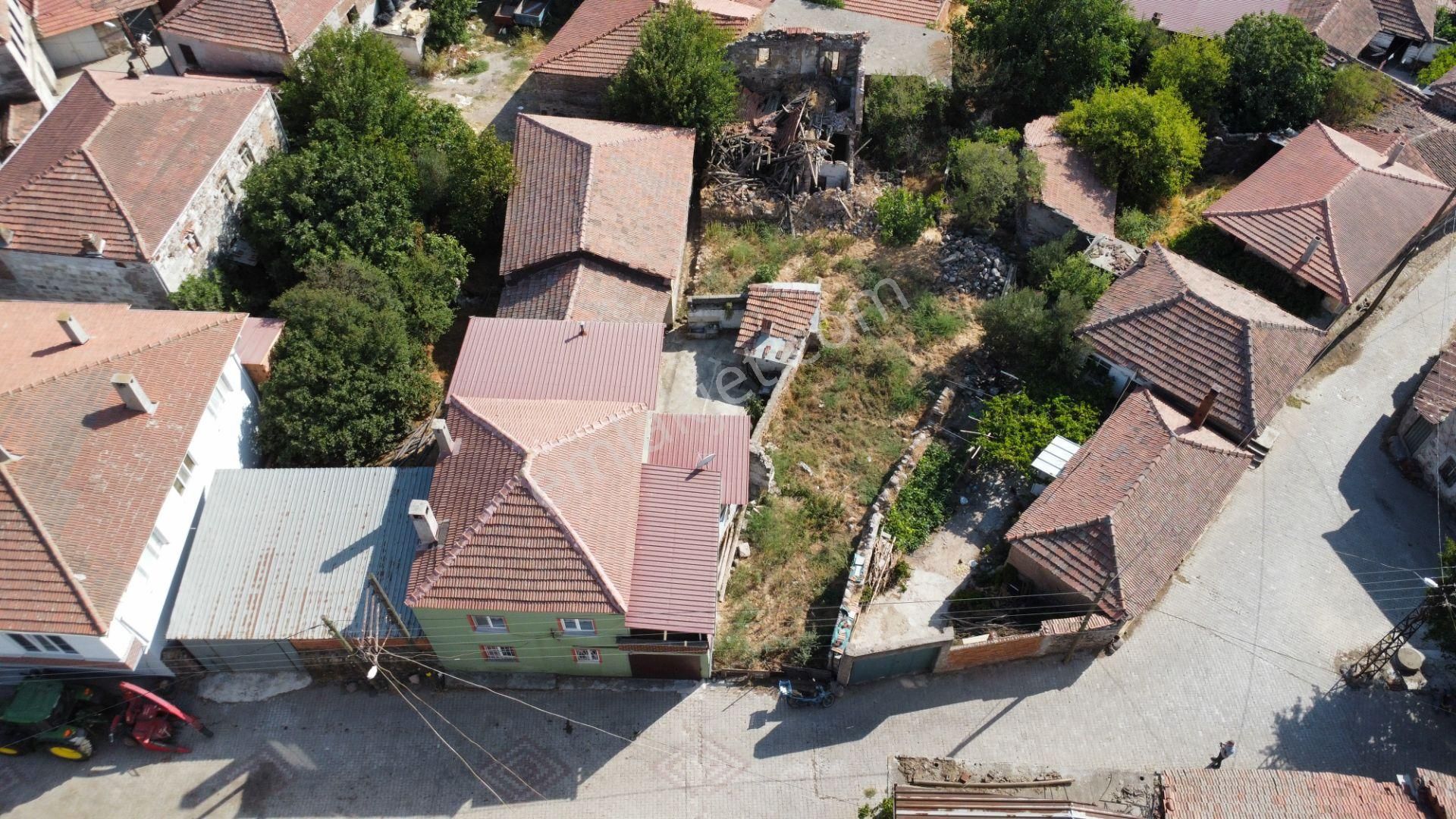 Ezine Bahçeli Köyünde İmarlı 226 M2 Arsa Han Emlak Otomotiv'den - Görsel 13