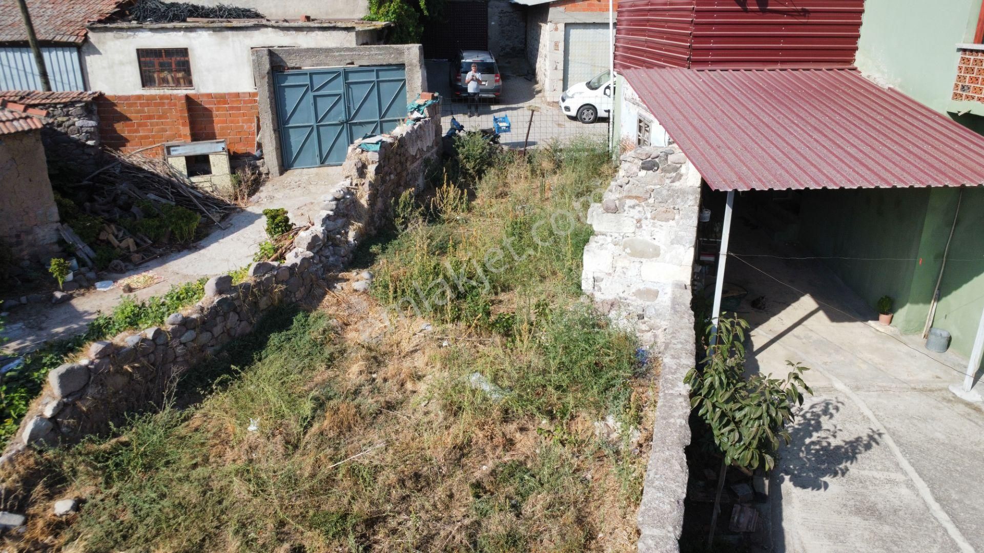 Ezine Bahçeli Köyünde İmarlı 226 M2 Arsa Han Emlak Otomotiv'den - Görsel 28