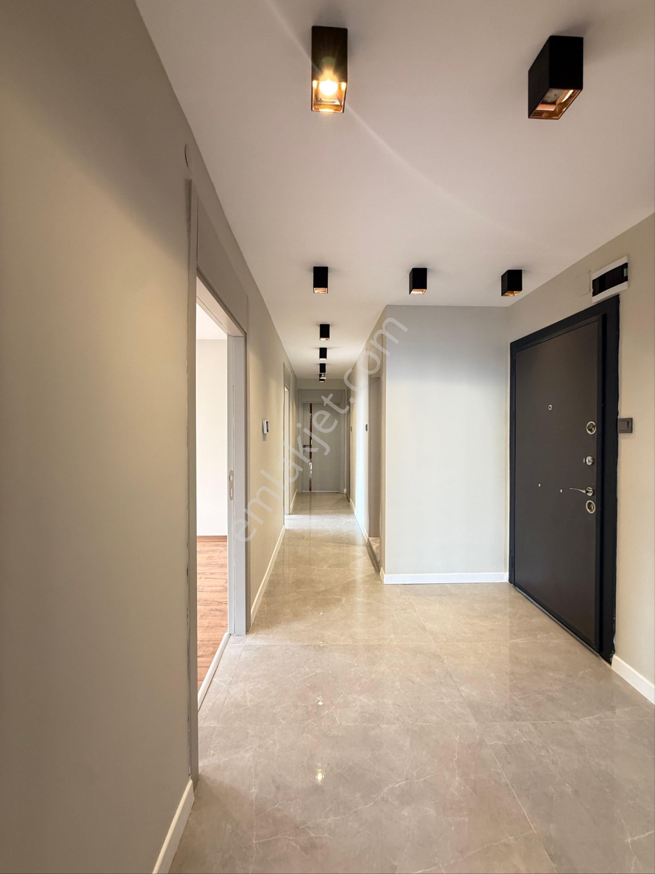 Remint’den Turgut Özal Bulvarı Üzeri 4+1 Açık Mutfak Çift Banyo Giy Odalı Hasarsız Satılık Daire!! - Görsel 6