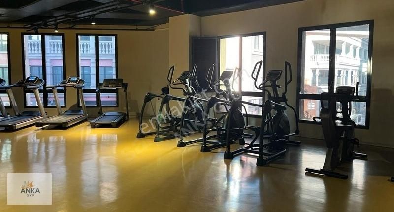 Viaport Venezia'da Şhr Mnz Kare Salon Boş Satılık 1+1 Daire - Görsel 4