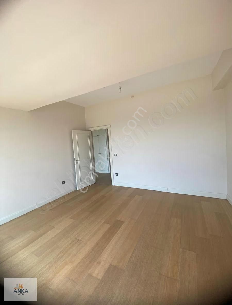 Venezia'da Şehir Mnz Kullanıma Hazır Boş Kiralık 1+1 Daire - Görsel 14