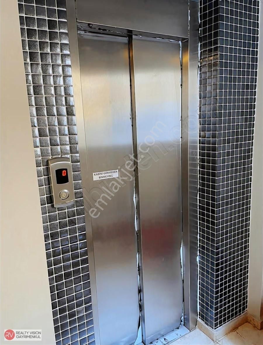 Rv Dan Pendik Alt Güzelyalıda 3+1 Neomarin Avmye Komşu Daire - Görsel 2
