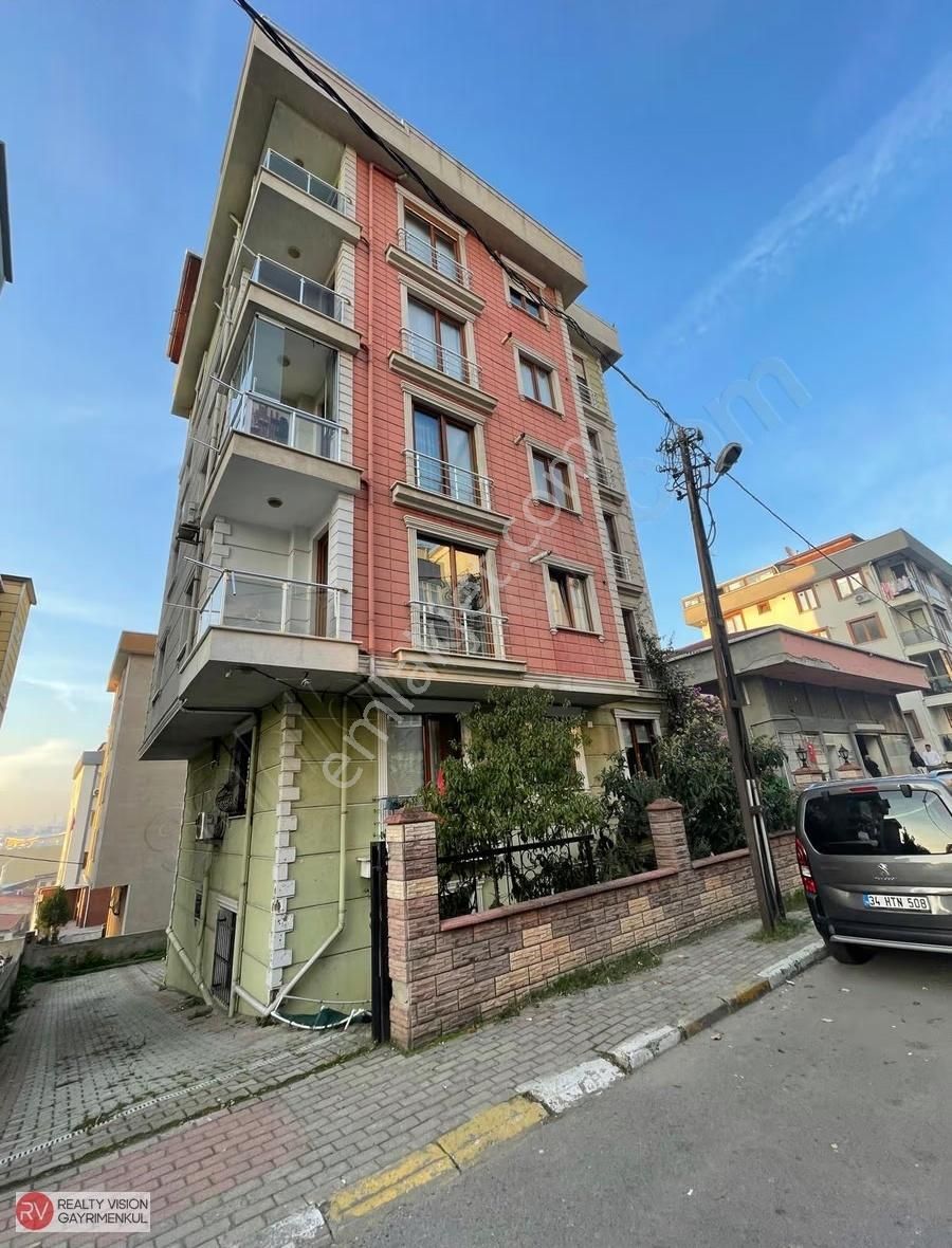 Rv Dan Pendik Alt Güzelyalıda 3+1 Neomarin Avmye Komşu Daire