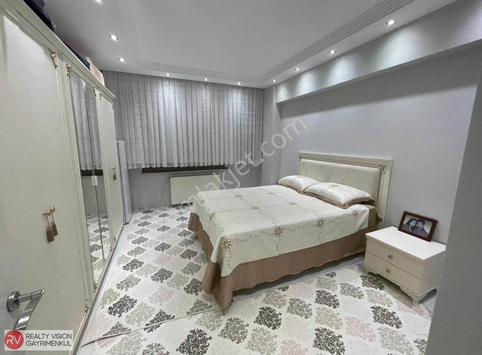 Rv Dan Kartal Petrol İş Mahallesi Sümer Evleri 4+1 Ara Kat Daire - Görsel 18
