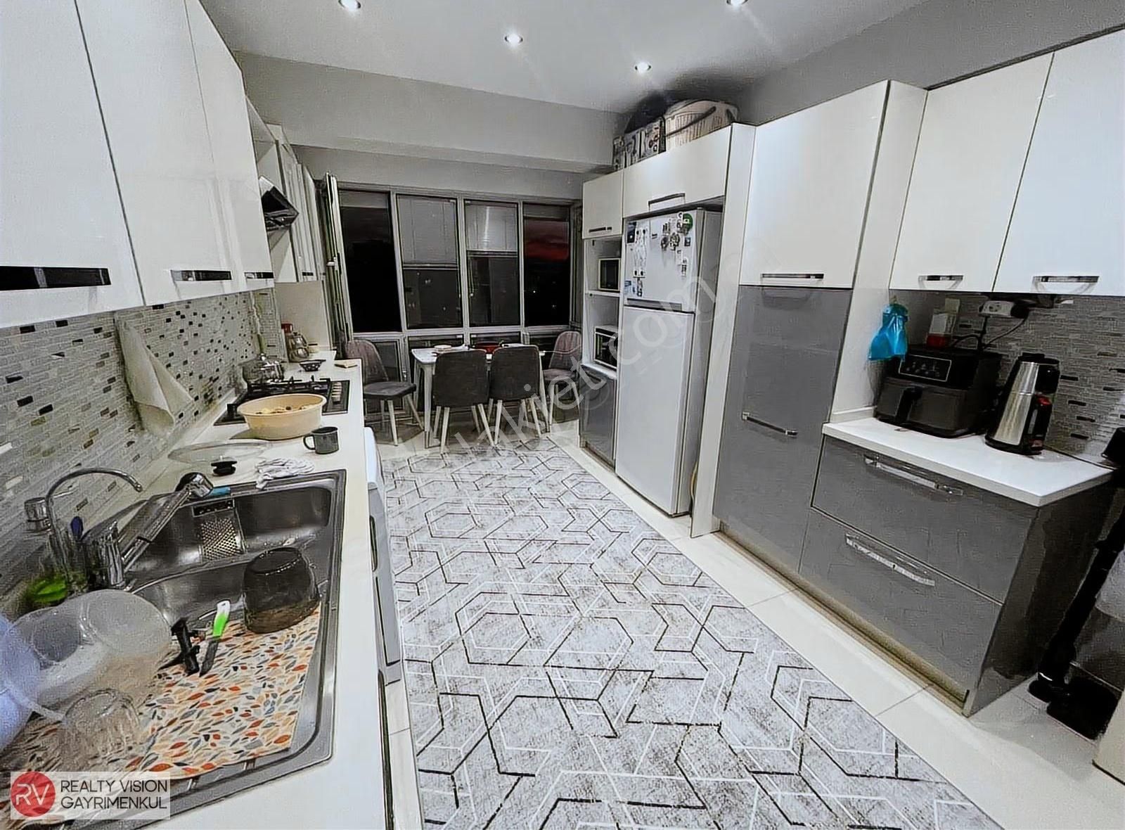 Rv Dan Kartal Petrol İş Mahallesi Sümer Evleri 4+1 Ara Kat Daire - Görsel 12