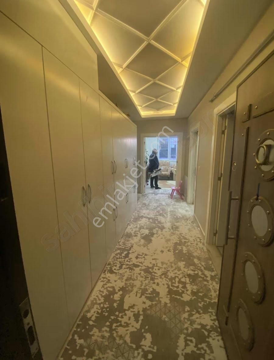 Protokol Yolu Üzeri Alpet Petrol Karşısı Geniş Ferah 2+1