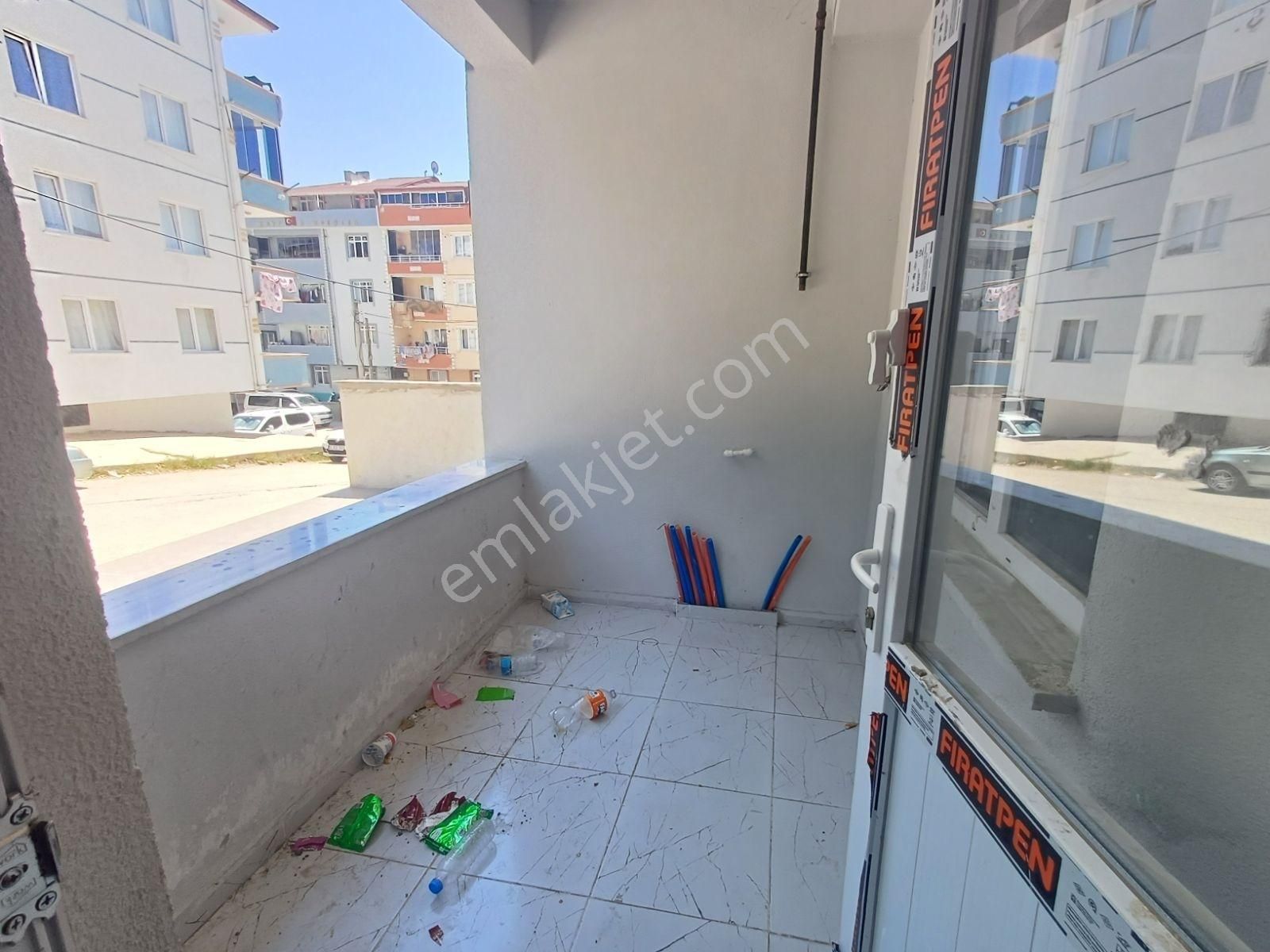 Veradan Kapaklı Mevlana Mahallesinde Satılık Balkonlu Lüks Daire - Görsel 17