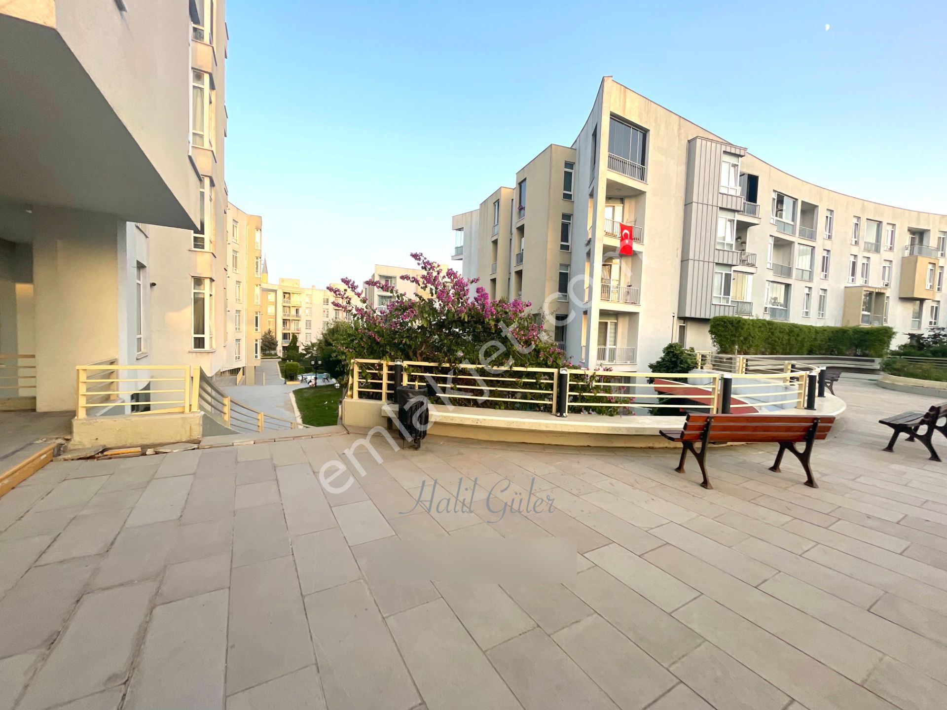 Sancaktepe Ovalbahçe Sitesi Eşyalı Satılık 1+1 Giriş Kat Daire - Görsel 7