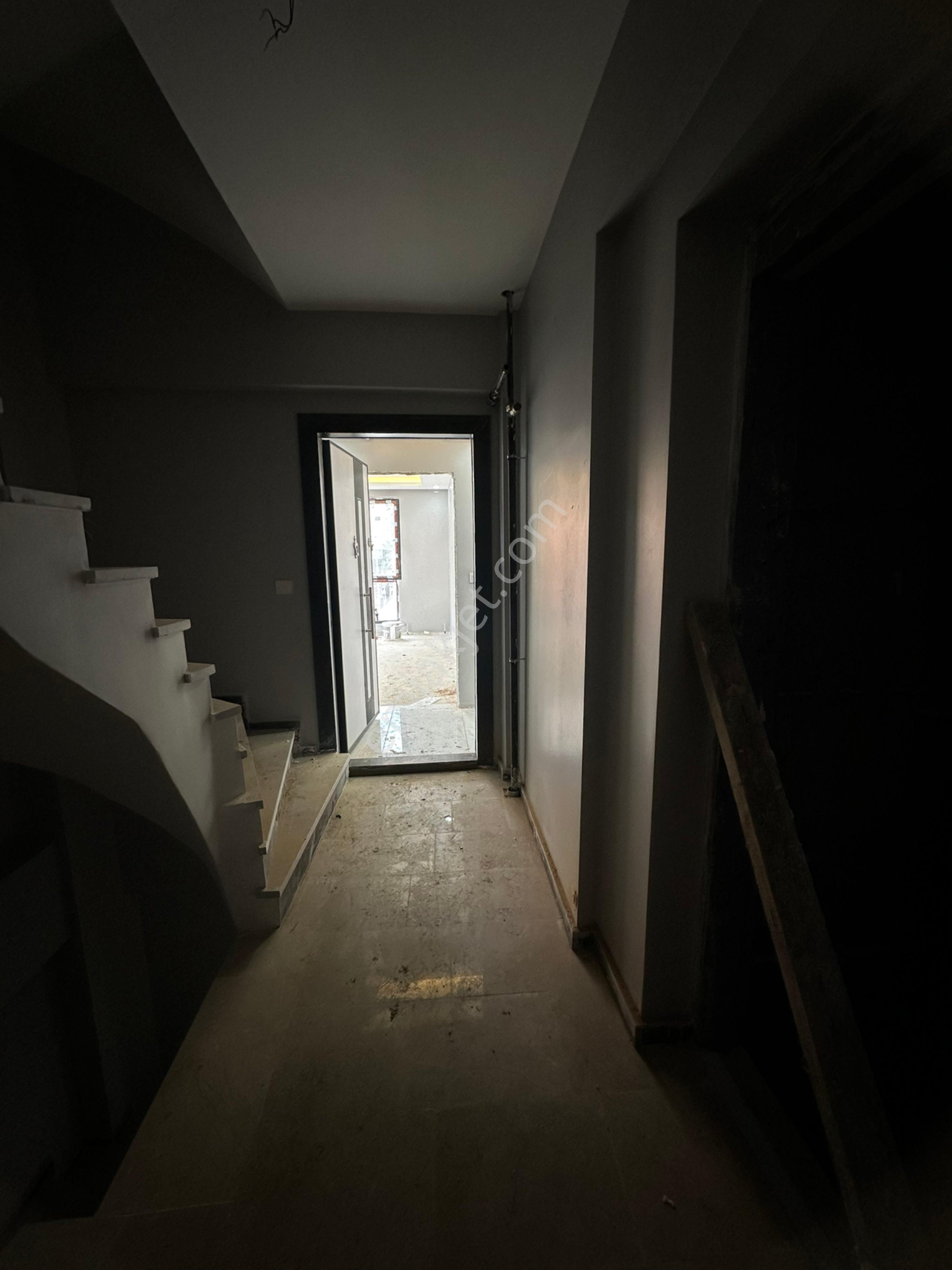 İsmetpaşa Mah'de Caddeye Yakın 3+1 130m2 Sıfır Köşe Başı Ara Kat Ddaire - Görsel 28