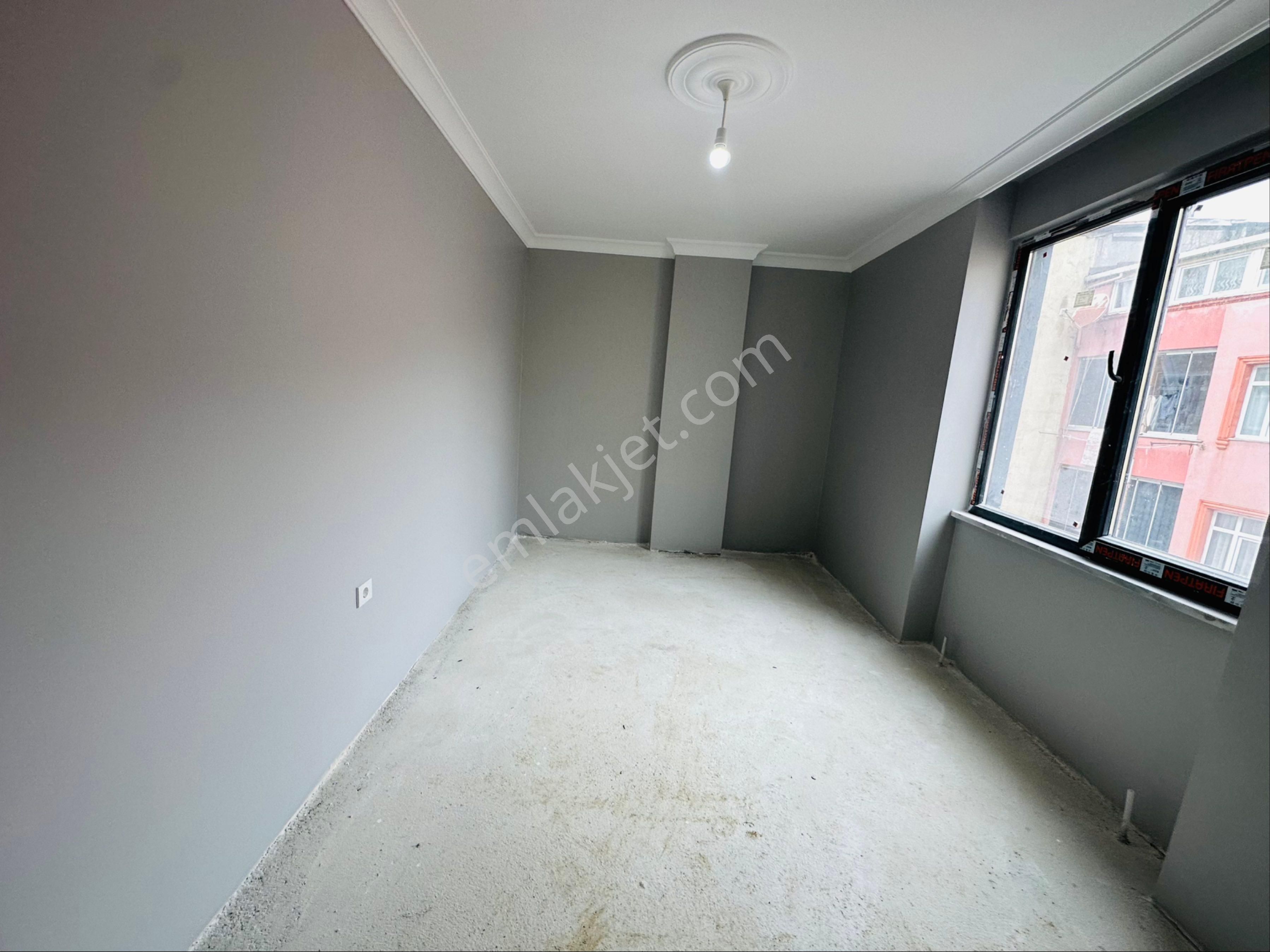 İsmetpaşa Mah'de Caddeye Yakın 3+1 130m2 Sıfır Köşe Başı Ara Kat Ddaire - Görsel 33