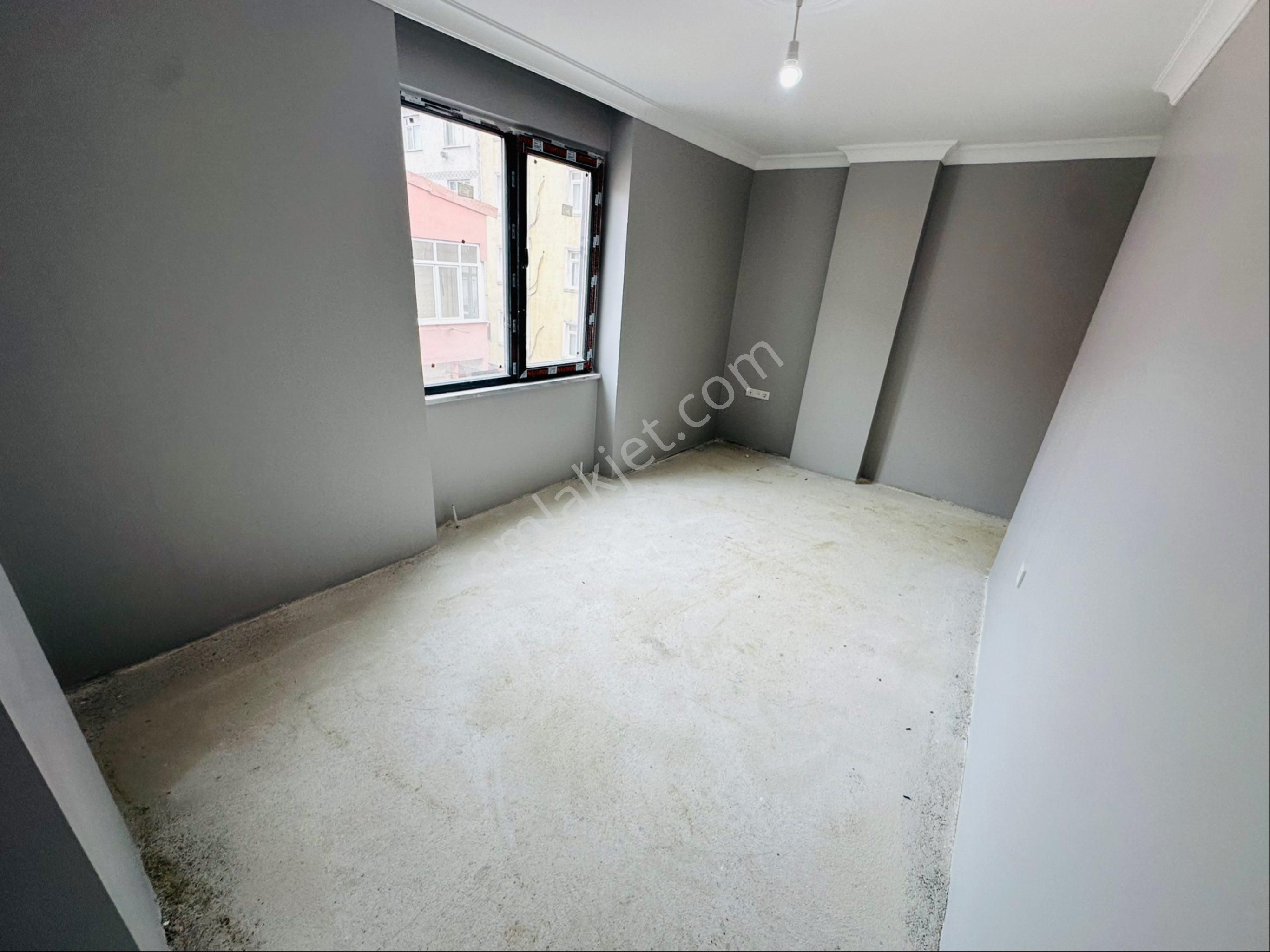 İsmetpaşa Mah'de Caddeye Yakın 3+1 130m2 Sıfır Köşe Başı Ara Kat Ddaire - Görsel 18