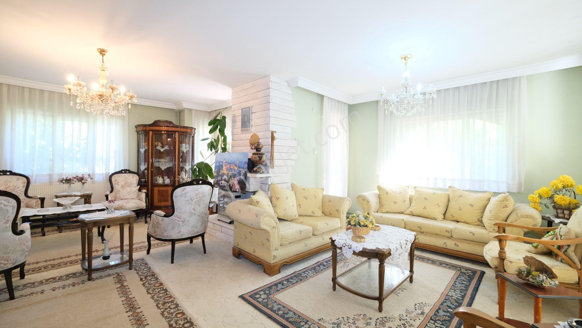 Gölbaşı Gökkuşağı Sitesinde Satılık Triplex Köşe Villa - Görsel 16