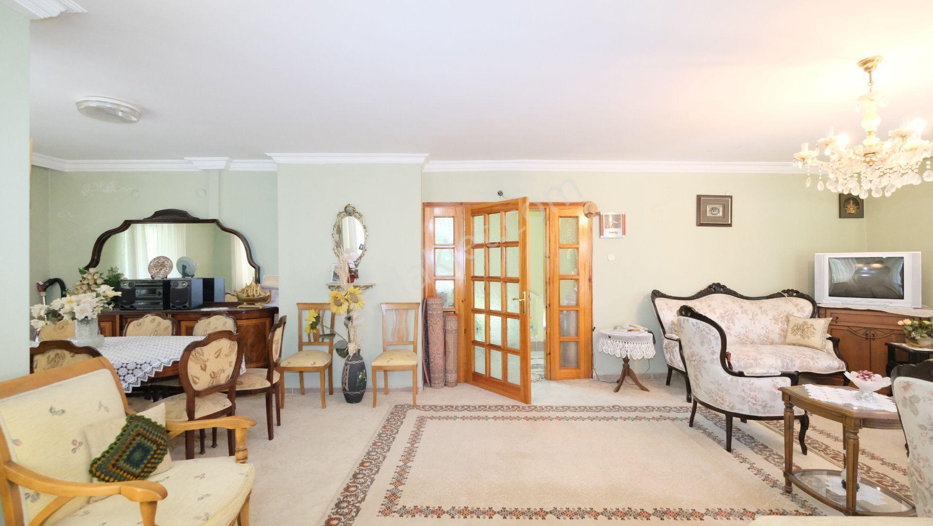 Gölbaşı Gökkuşağı Sitesinde Satılık Triplex Köşe Villa - Görsel 22