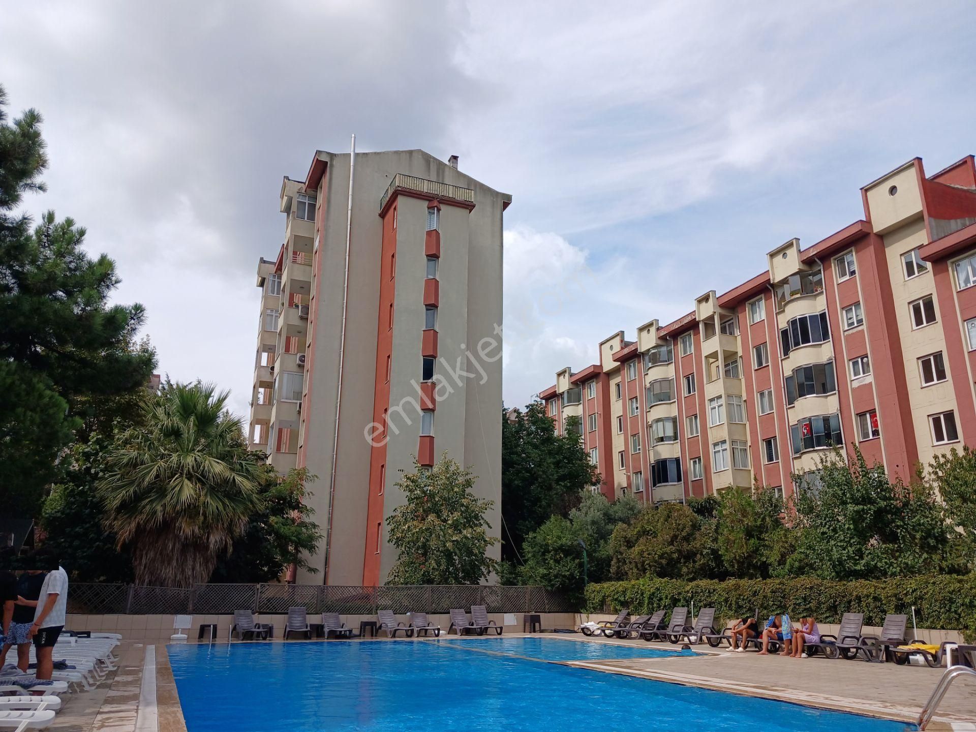 Polat Emlak...merkezi Konumda Manzarası Kapanmaz Satılık 3+1