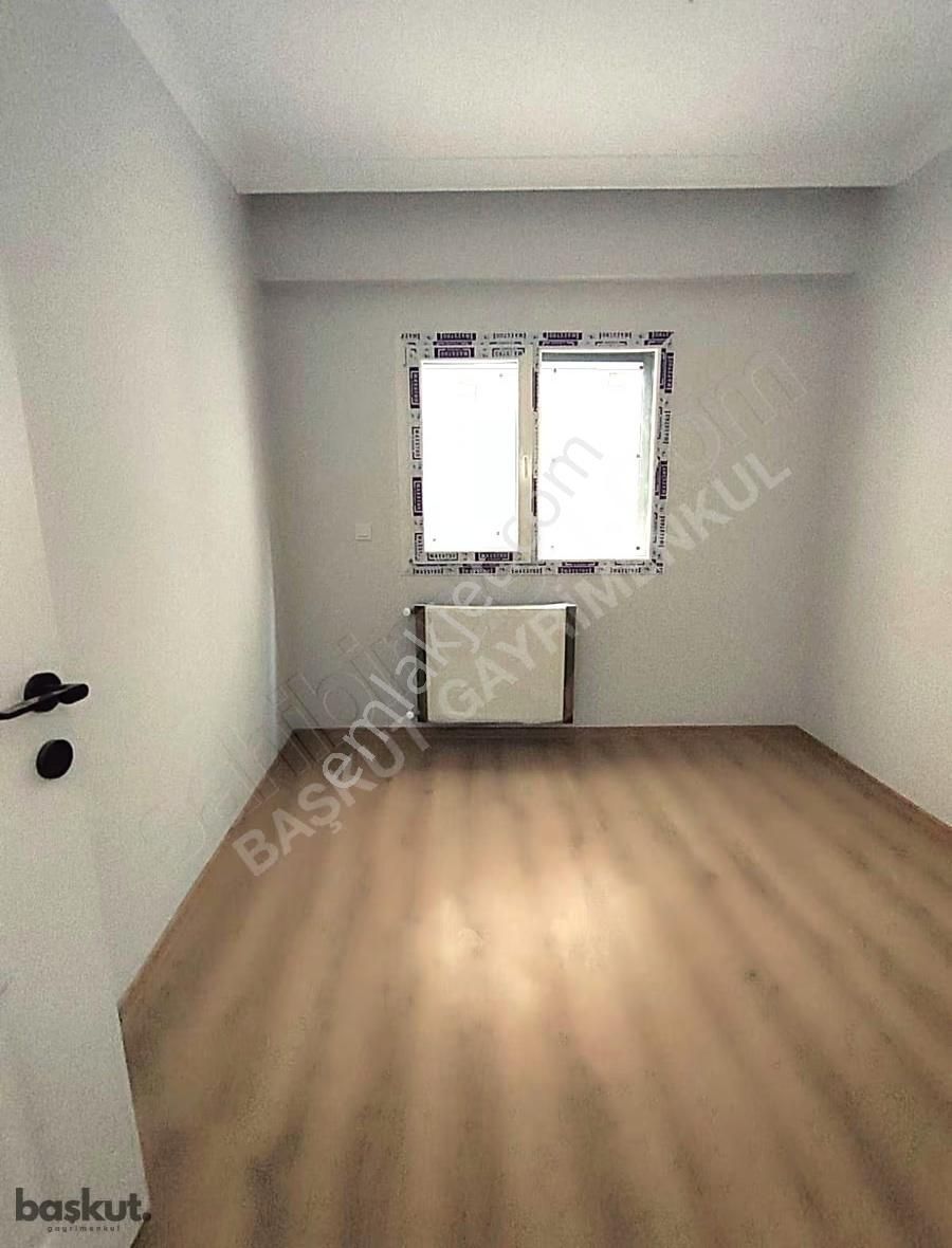 Başkut Emlak' Tan Örnekköy Mah.de 2+1 Kiralık Daire - Görsel 6