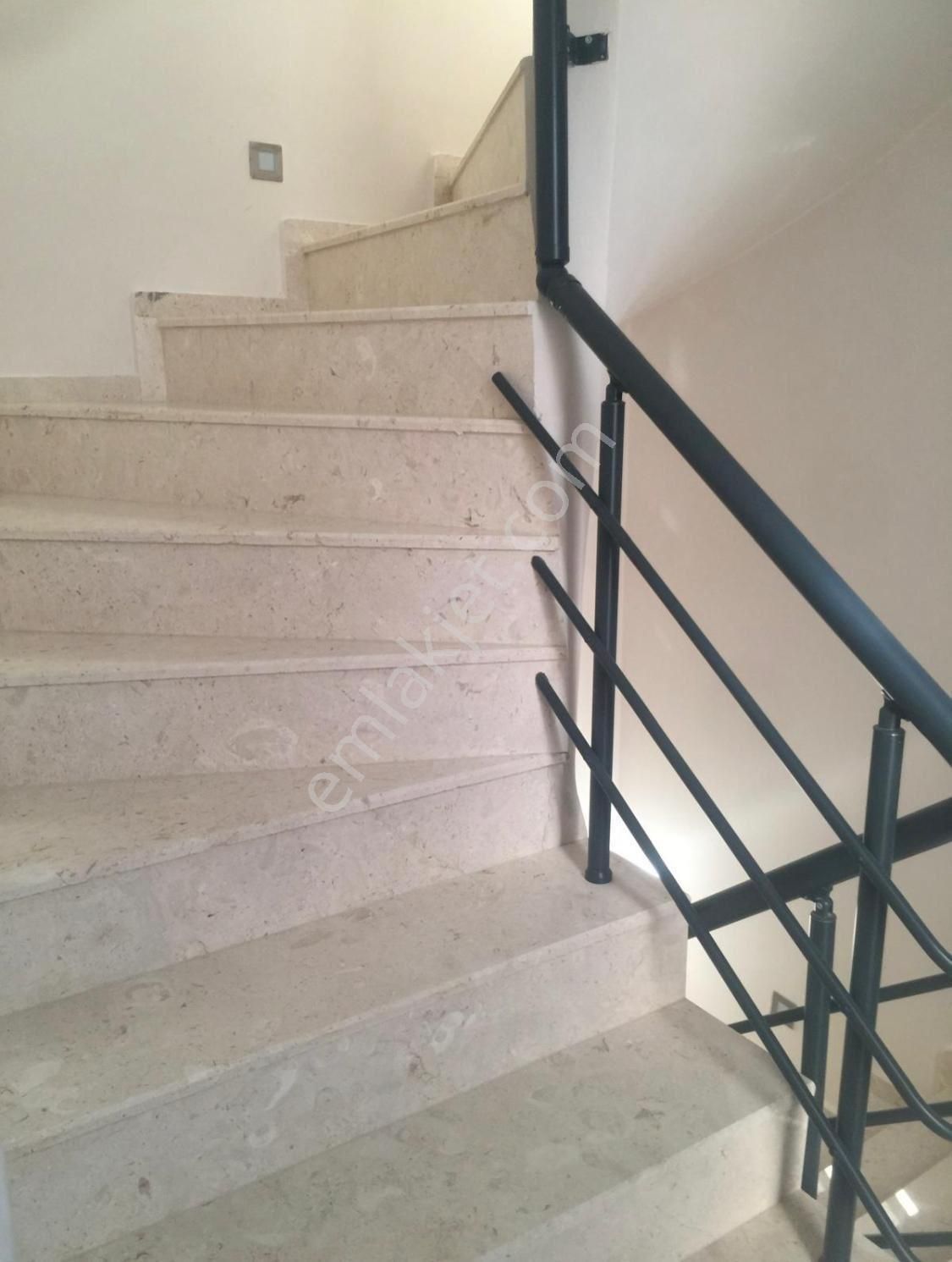 Didim Efeler Mahallesinde Satılık 4+1 Villa - Görsel 5