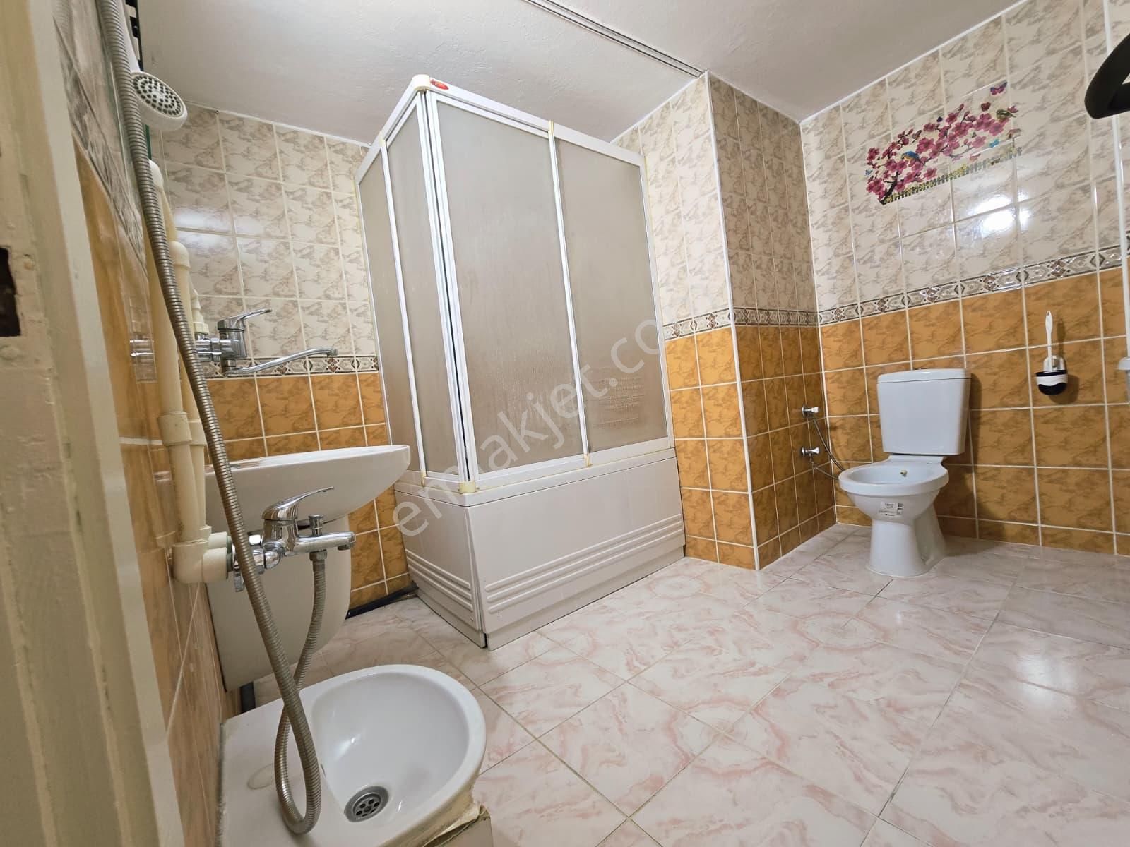 Ender Uysal Gayrimenkulden Çınara Yakın 3+1 İçi Yenilenmiş 175 M2 Satılk Daire.. - Görsel 25