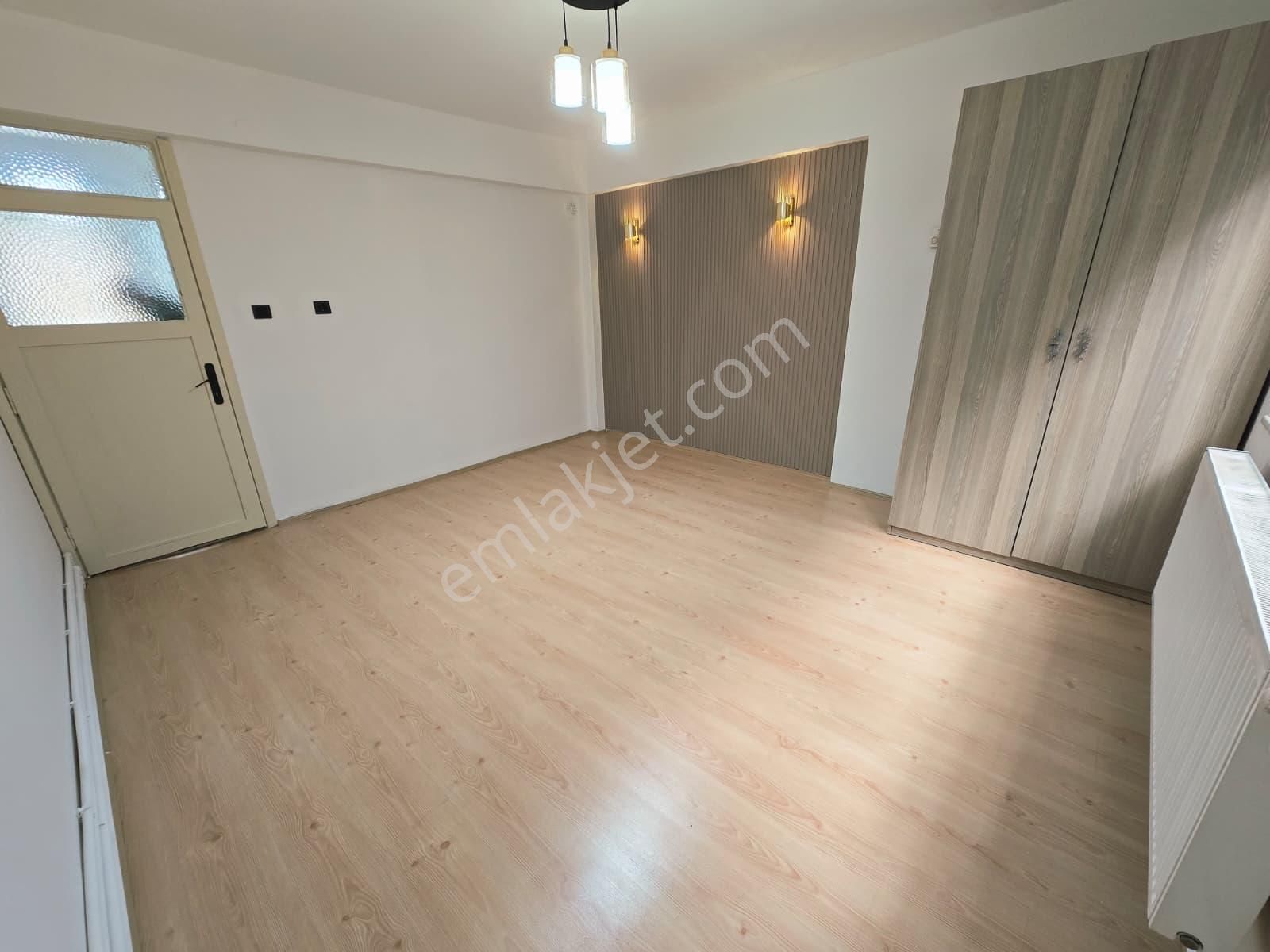 Ender Uysal Gayrimenkulden Çınara Yakın 3+1 İçi Yenilenmiş 175 M2 Satılk Daire.. - Görsel 7