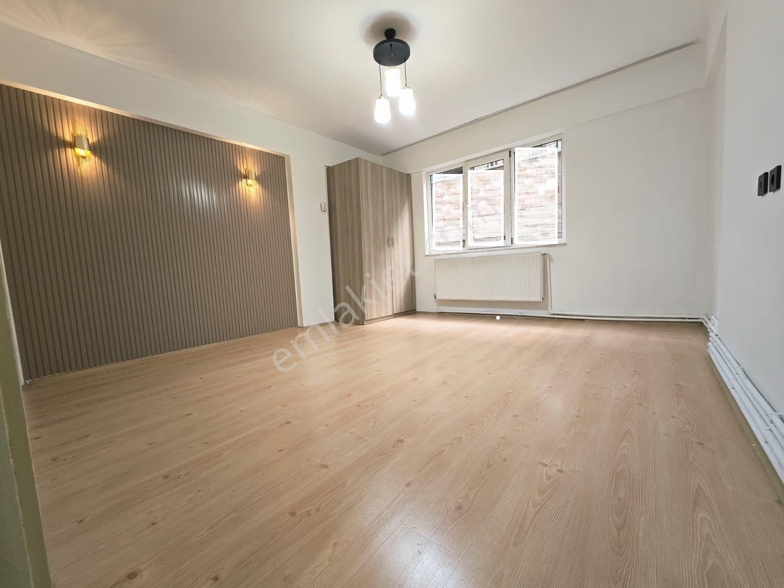 Ender Uysal Gayrimenkulden Çınara Yakın 3+1 İçi Yenilenmiş 175 M2 Satılk Daire.. - Görsel 6