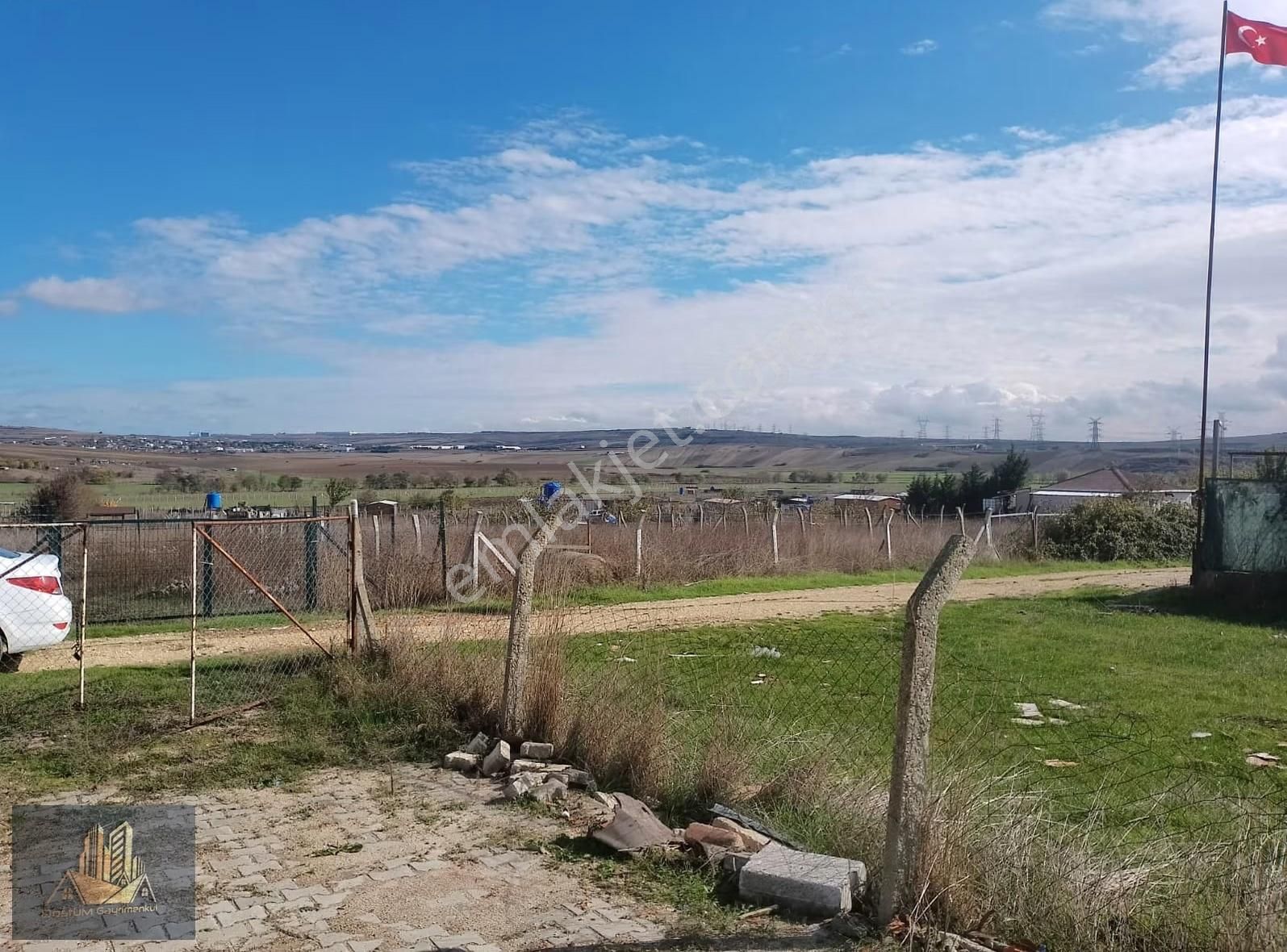 Çatalca İzzettin'de Köy Yerleşimine Yakın Konumda Satılık Tarla - Görsel 9