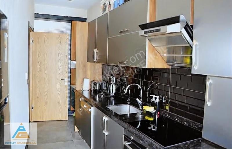 Başakşehir Kayaşehir Kuzeyyakası Ofislerinde Yapılı Kiralık Ofis - Görsel 16