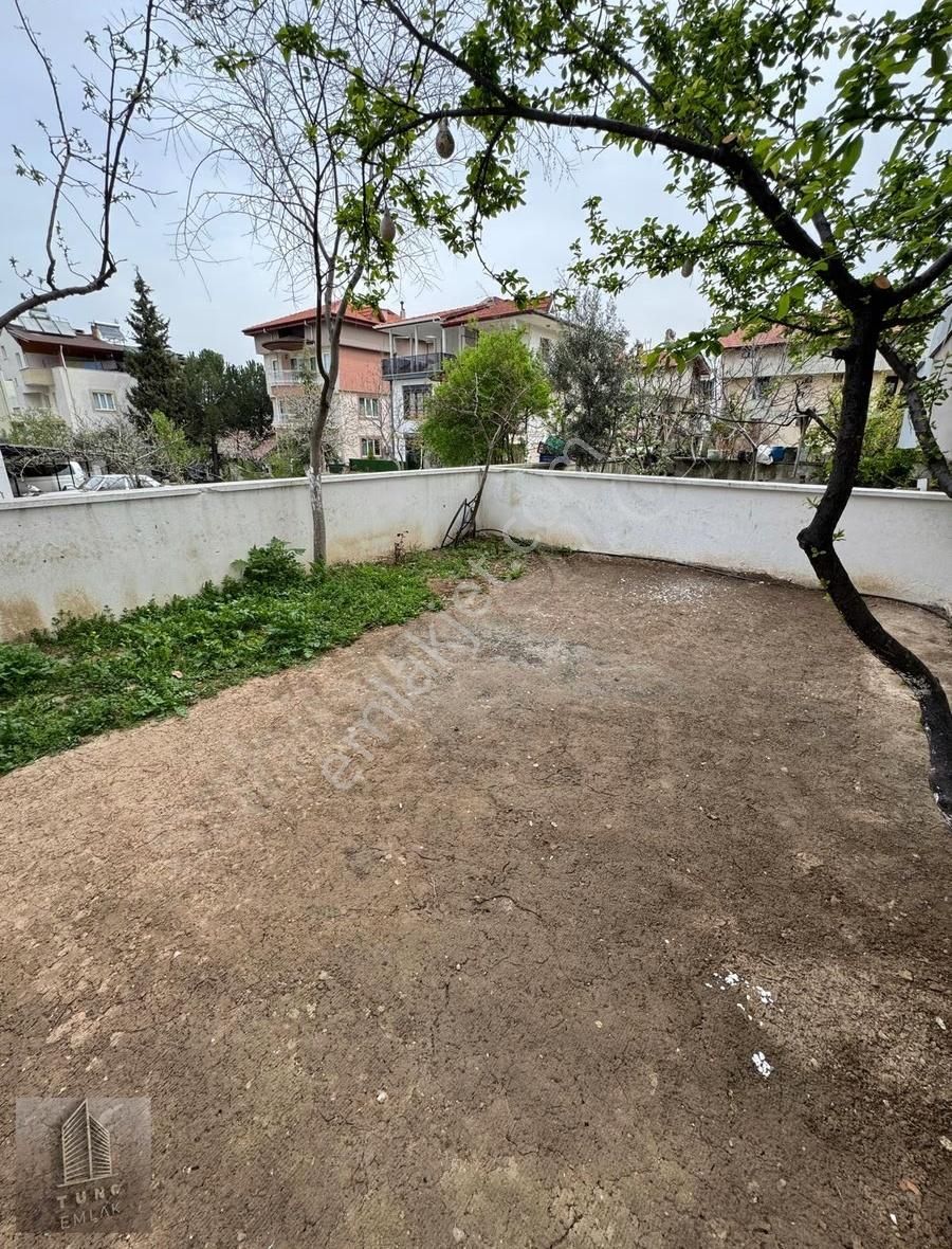 Yürüyüş Yolunda Kiralık Bahçeli 250m2 Villa - Görsel 15
