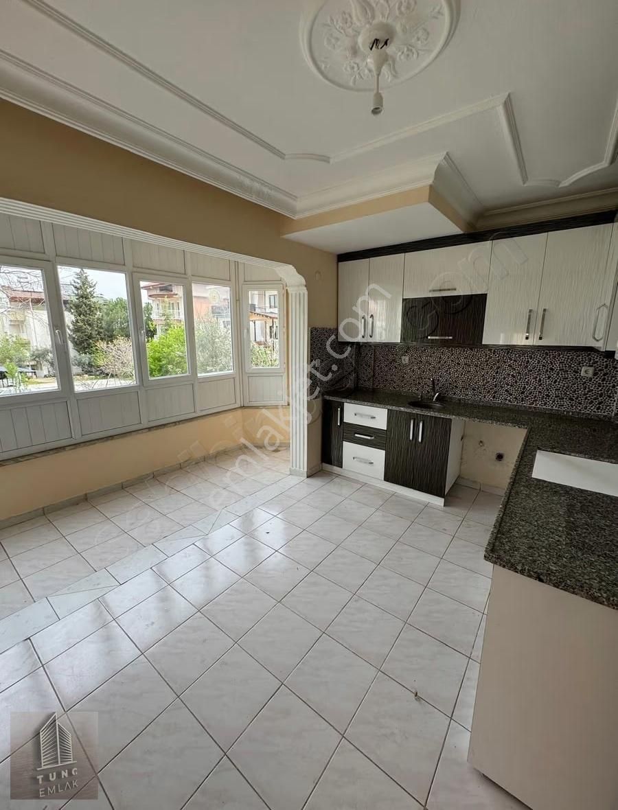 Yürüyüş Yolunda Kiralık Bahçeli 250m2 Villa - Görsel 5