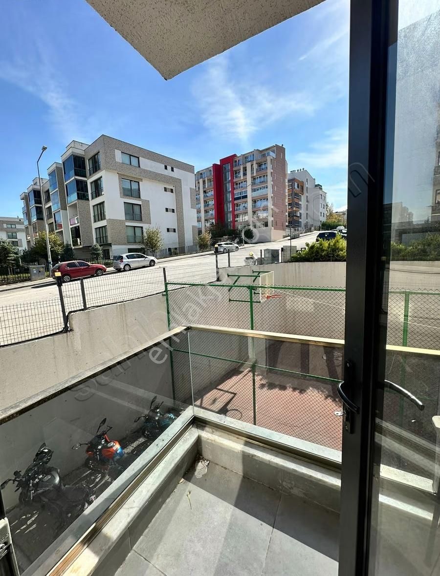 Emin Yerlikaya'dan Dumlupınarda Manzara 180 Sitesinde Daire