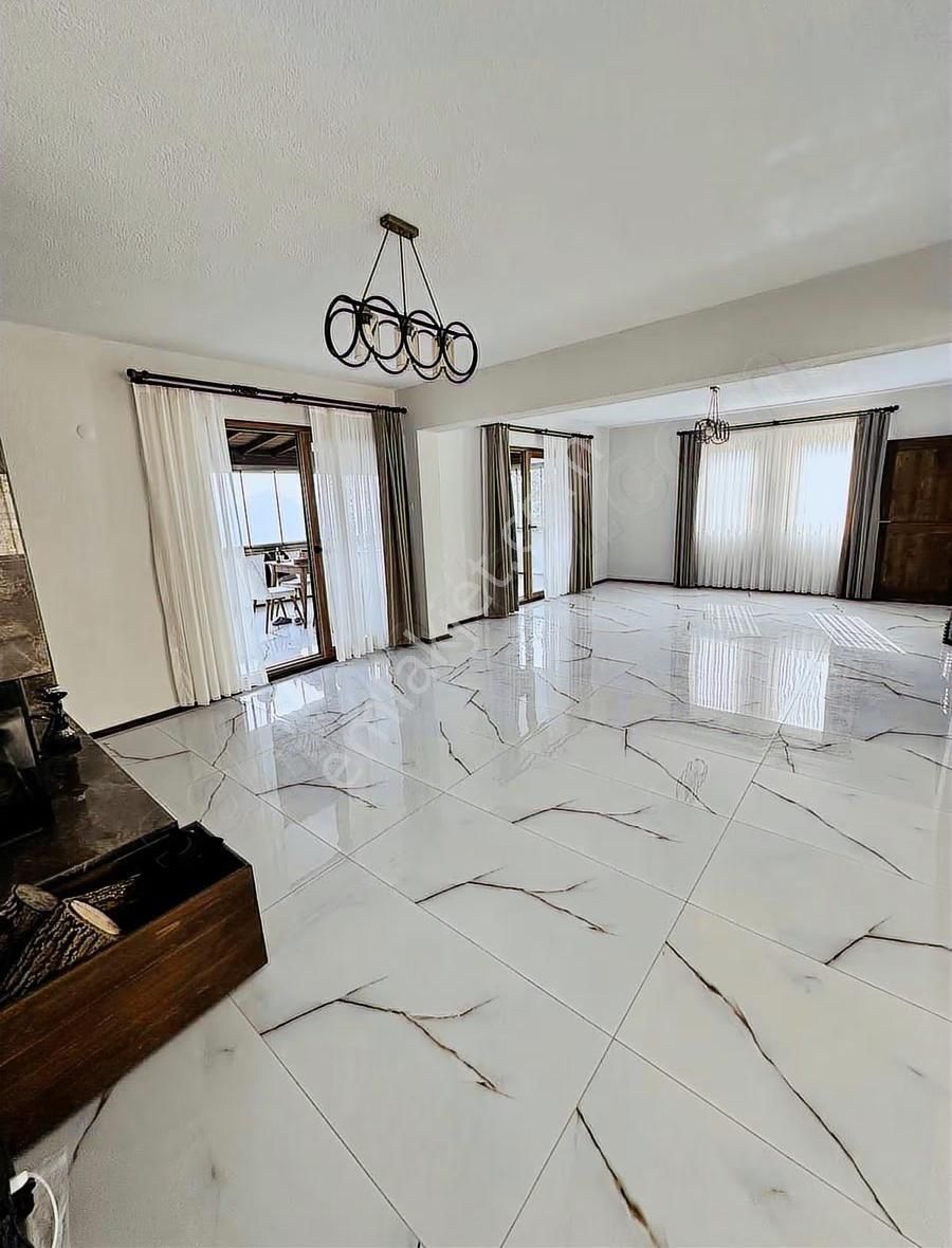 Emin Ellerden Satılık Lüks Akıllı Villa - Görsel 10