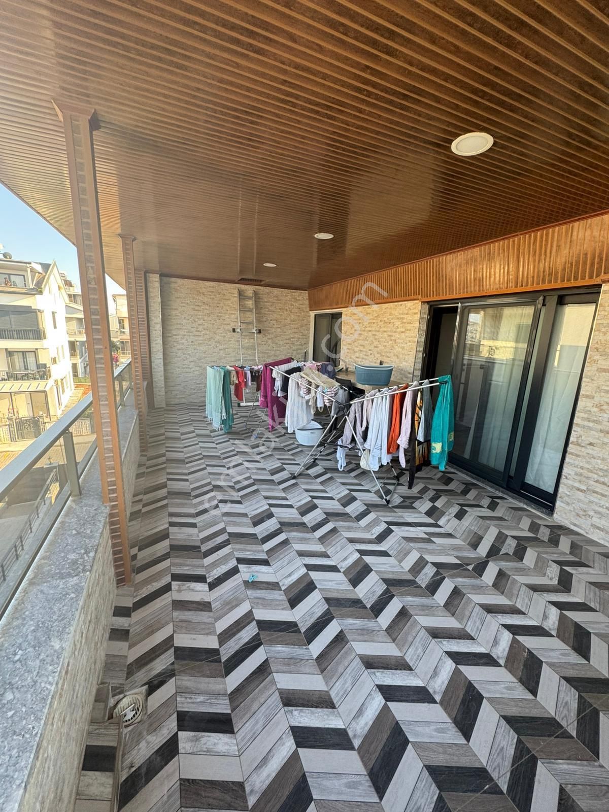 Didim Satılık Eşyalı 3+1 Villa - Görsel 28