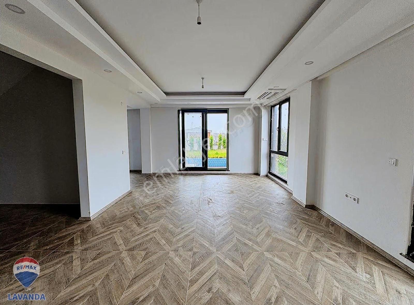 Atatürk Mahallesinde Havuzlu, Müstakil Ve Deniz Manzaralı Villa - Görsel 13