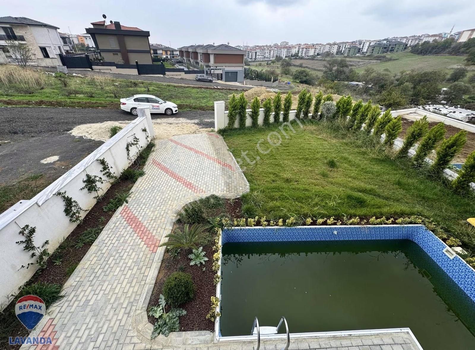 Atatürk Mahallesinde Havuzlu, Müstakil Ve Deniz Manzaralı Villa - Görsel 4