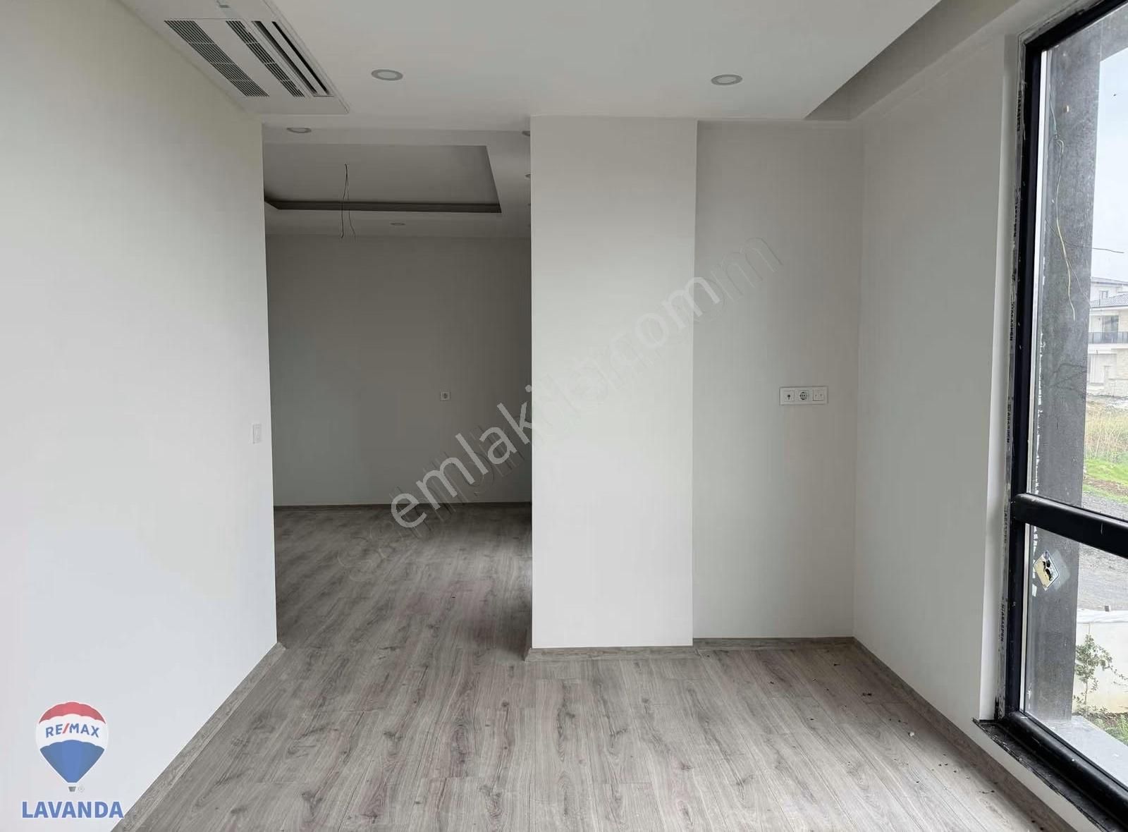 Atatürk Mahallesinde Havuzlu, Müstakil Ve Deniz Manzaralı Villa - Görsel 15