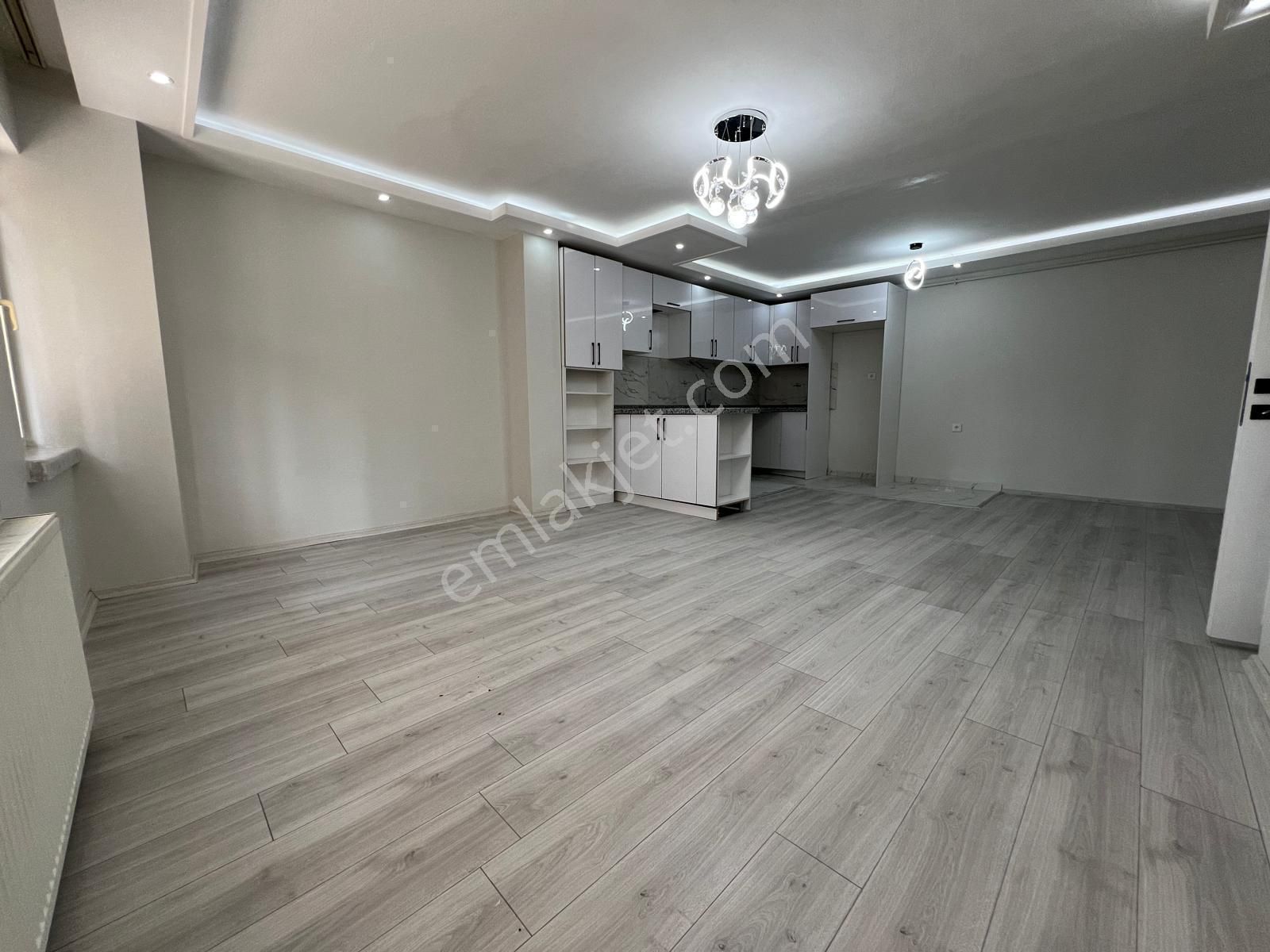 Etlik'te Full+full Lüks Yapılı Amerikan Mutfaklı 2+1 Daire! - Görsel 4