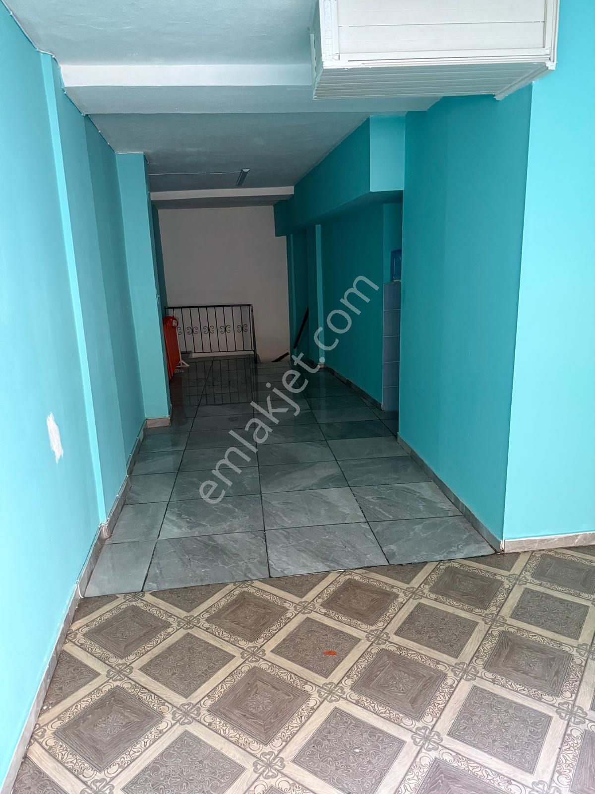 My Ekipten Kapalı Çarşı Alacamescitte Kiralık İş Yeri - Görsel 10