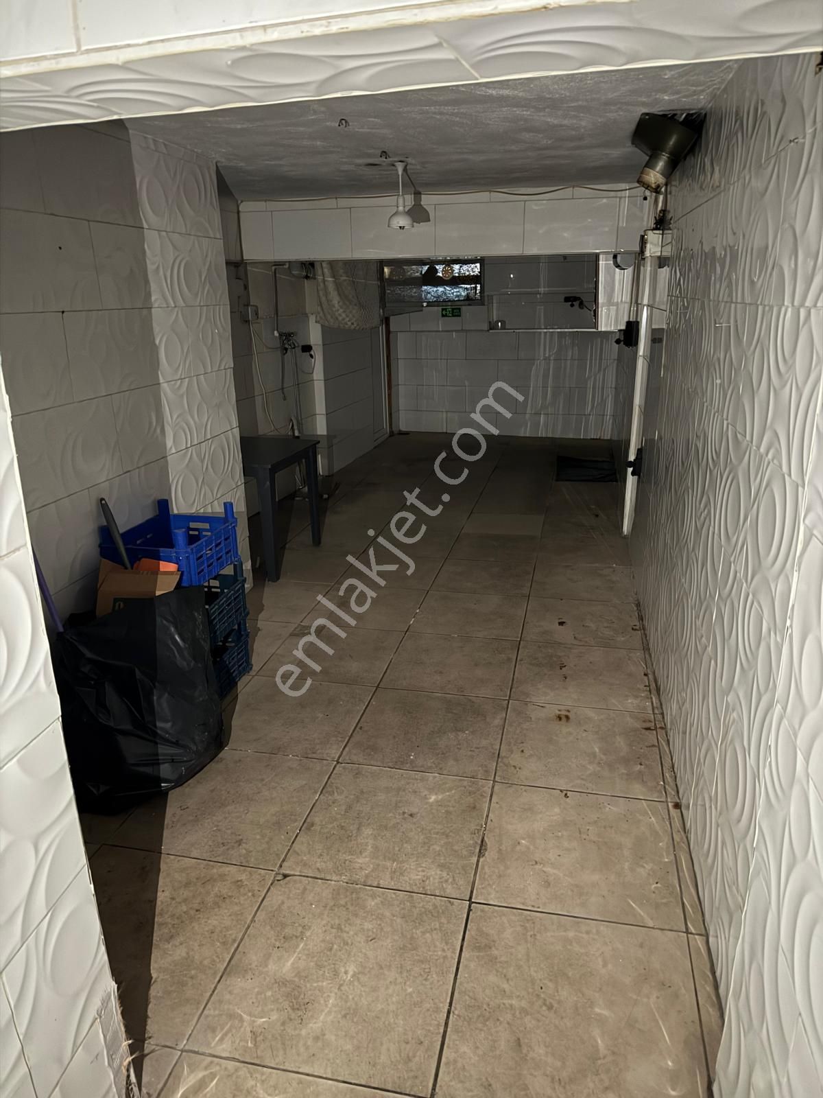 My Ekipten Kapalı Çarşı Alacamescitte Kiralık İş Yeri - Görsel 16