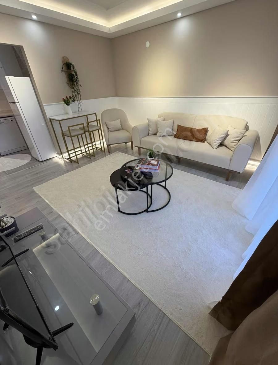 Yenimahalle'de Lüx Eşyalı Özel Dizayn Geniş Satılık 1+1 - Görsel 21