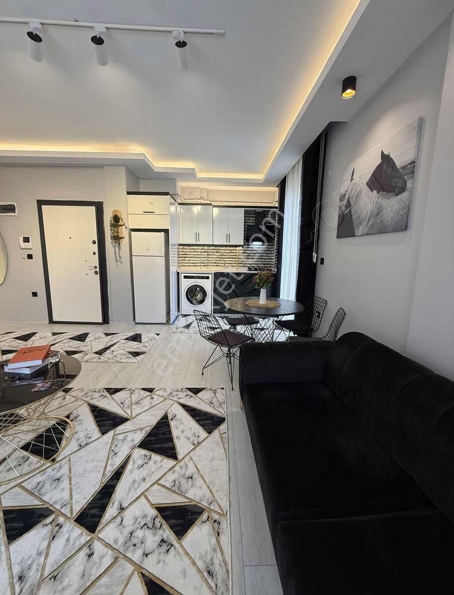 Özel Konsept Lüx Eşyalı Deniz Manzaralı Geniş 1+1 - Görsel 9