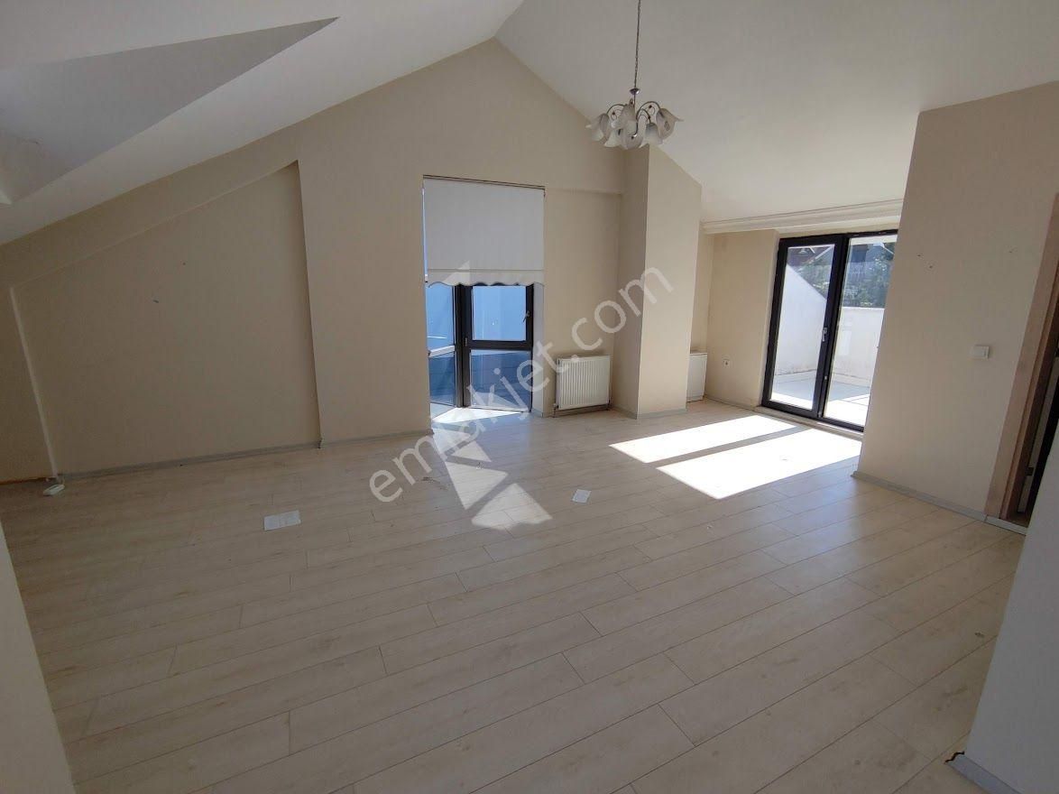 Polat Emlak...elit Sitede..3 Cepheli Köşe Villa - Görsel 15