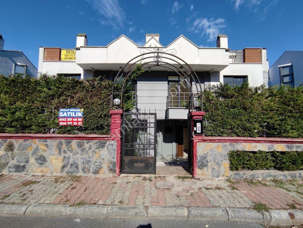 Polat Emlak...elit Sitede..3 Cepheli Köşe Villa